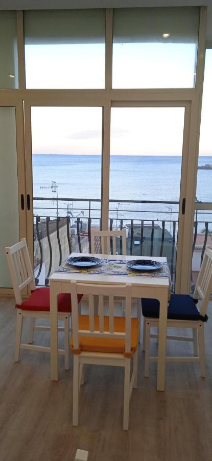 Donna Sicilia Hotel Giardini Naxos Exterior foto